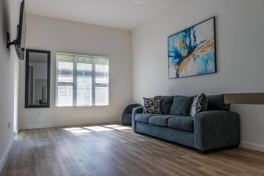 Apartment Beachside Bliss 1br Oasis + Pool In Ft Lauderdale Fort Lauderdale